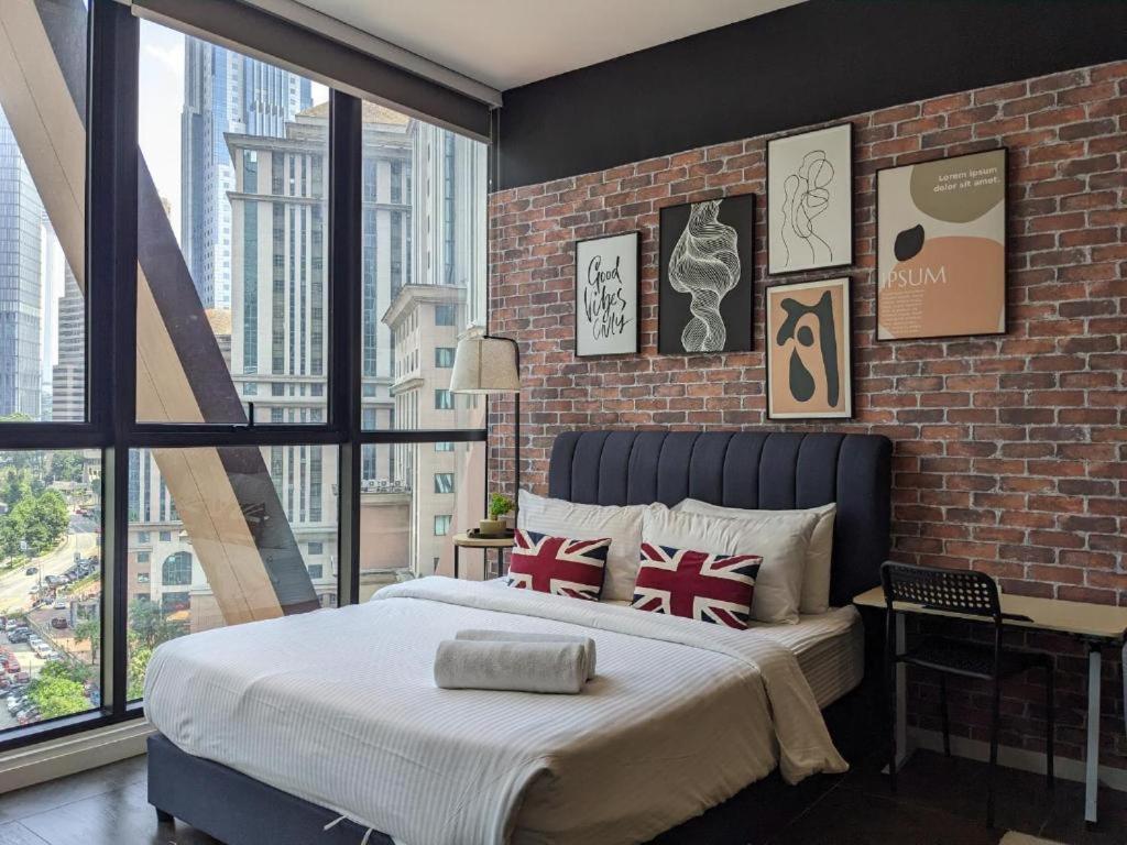 Scarletz Klcc Luxury Suites By Gc-Suites — Photos 1